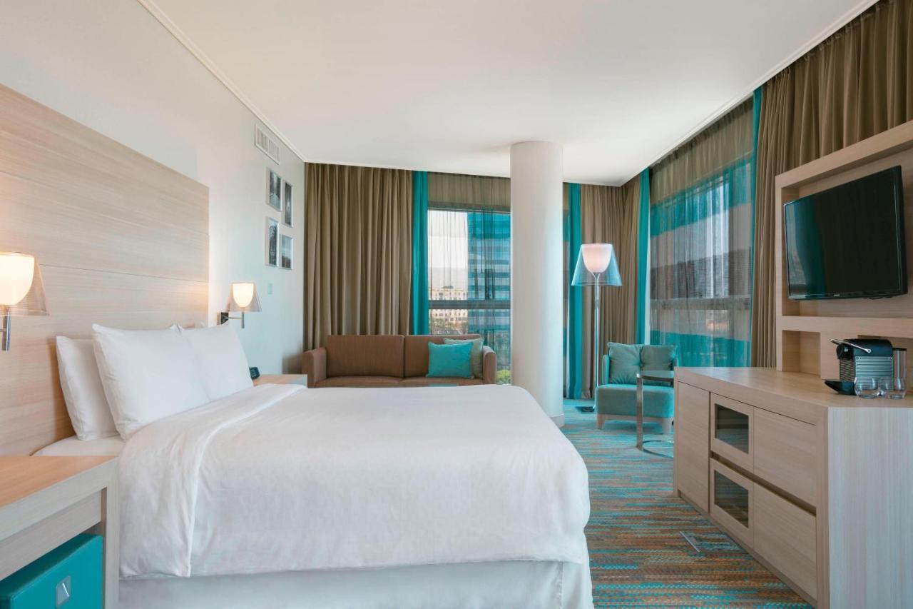 Four Points By Sheraton Оран Екстериор снимка